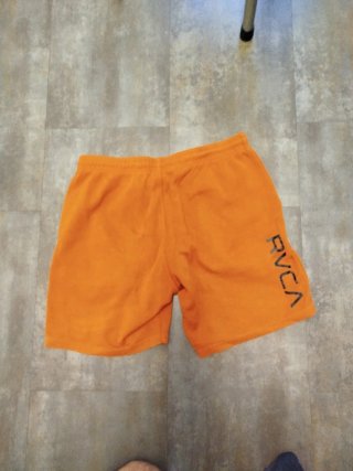 Bermuda RVCA Naranja
