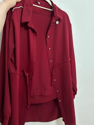 Blusa larga roja mujer solo se usó una vez
