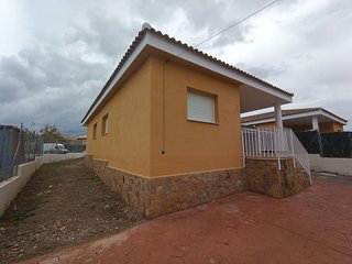 Casa pareada en alquiler en Urbanizaciones en Llíria