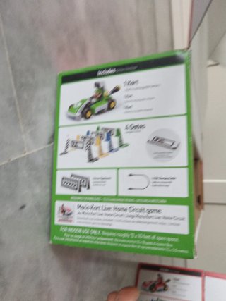 Mario Kart Live: Home Circuit Luigi Set