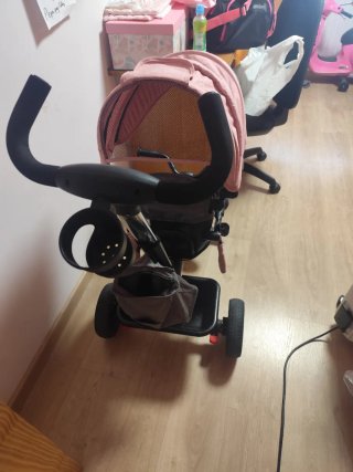 Triciclo evolutivo rosa y gris