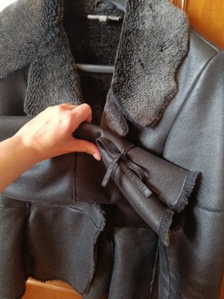 Chaqueta polipiel negra