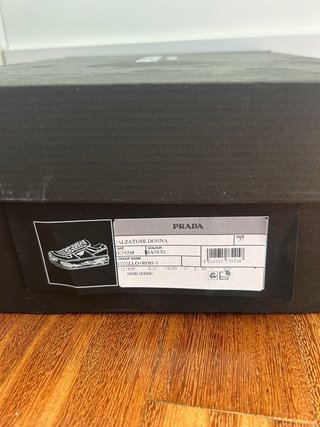 Prada Plataforma Talla 37