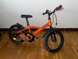 Bicicleta infantil Btwin naranja