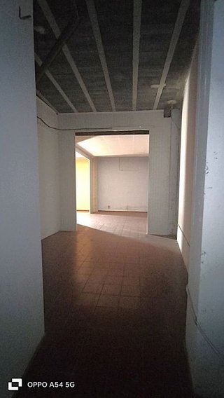 Local comercial en alquiler en Tenderina Alta - Fozaneldi en Oviedo