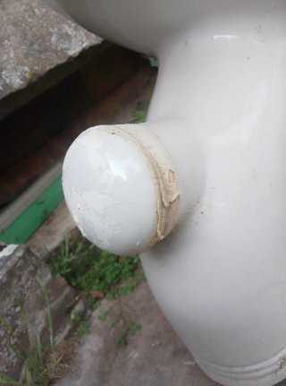 Antiguo váter Roca Porcelana. Inodoro, retrete.