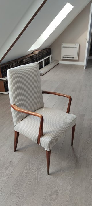 Conjunto 8 Sillas y 2 Sillones Tapizados