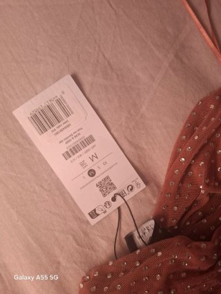 Vestido corto con pedrería