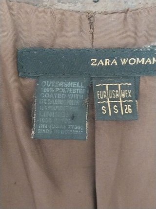 Gabardina larga Zara efecto cocodrilo, Talla S