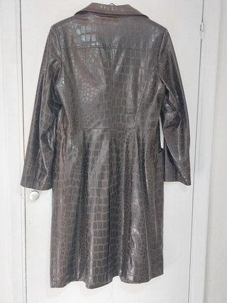 Gabardina larga Zara efecto cocodrilo, Talla S
