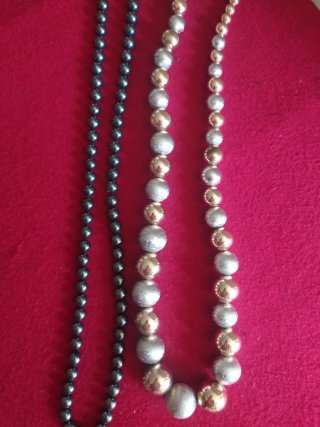 Collane vintage perle nere e argento