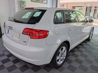 Audi A3 Sportback 1.6 Tdi 105cv 5p.