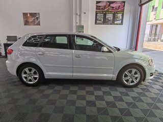 Audi A3 Sportback 1.6 Tdi 105cv 5p.