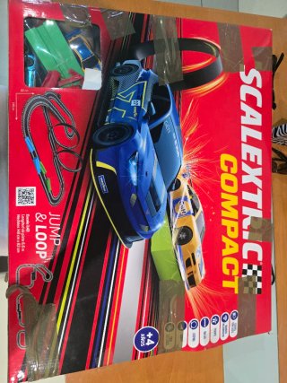 Scalextric Compact Jump & Loop