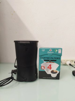 Cafetera de goteo con filtros