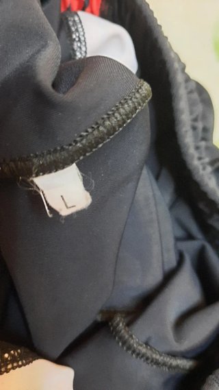 Pantaloni sportivi 3/4 elasticizzati