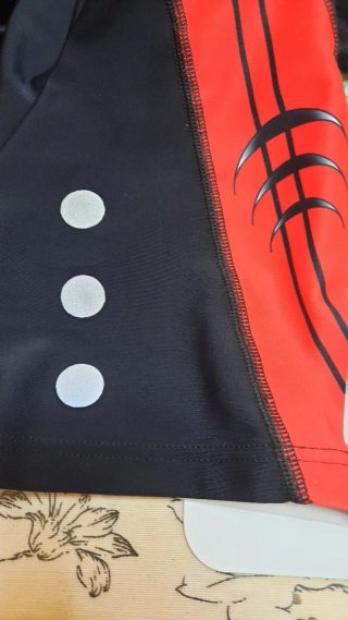 Pantaloni sportivi 3/4 elasticizzati