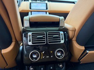 Range Rover Vogue Autobiography P400e 2021