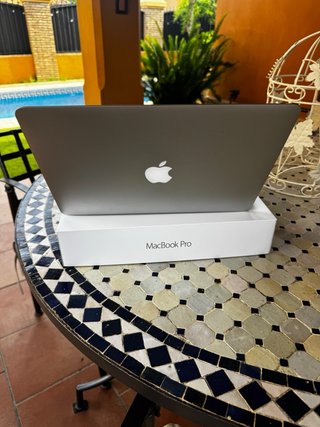 MacBook Pro 13 i5 8GB 2.7GHz