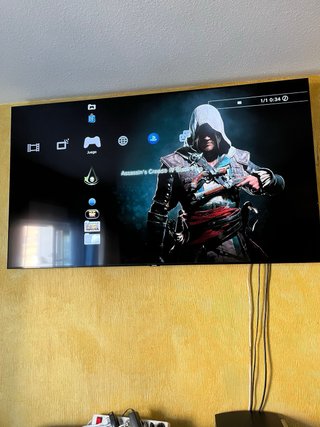 PS3 Slim 320GB + 12 Juegos + 3 Mandos