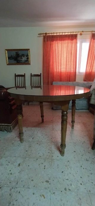Mesa redonda cristal y madera 106 cm de diámetro