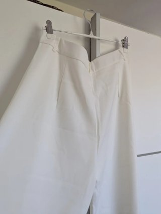 Pantalón blanco recto de traje