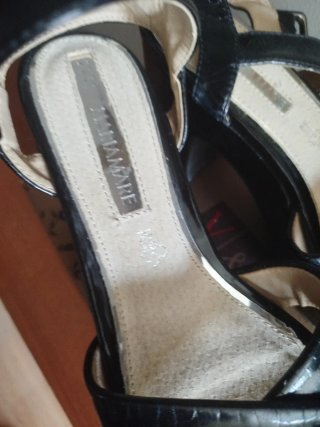 Sandalias de fiesta Mariamare negras