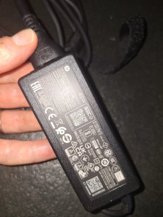 Cargador HP 45W para portátil