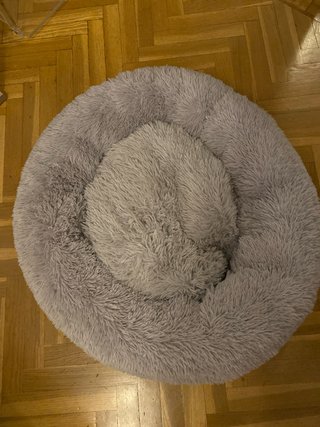 Cama para perro redonda y suave