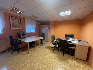 Oficina en alquiler en Centro en Gandia