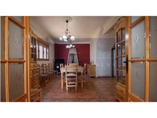 Chalet en venta en Carmona