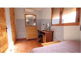 Chalet en venta en Carmona