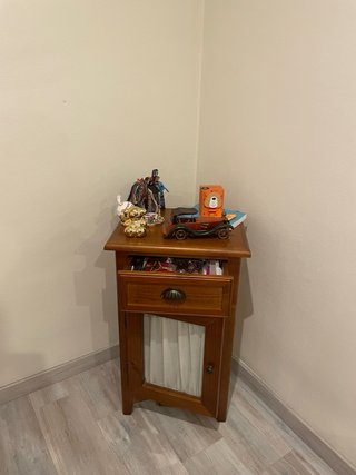 Dormitorio completo de madera maciza