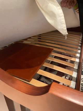 Dormitorio completo de madera maciza