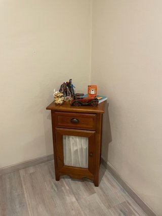 Dormitorio completo de madera maciza