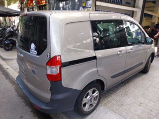 SIN ENTRADA! Ford Transit Courier DIESEL 94000KM!