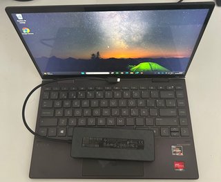 HP ENVY x360 Ryzen 5 + Hub USB-C