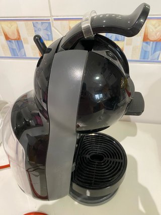 Cafetera Dolce Gusto Automática Negra NO FUNCIONA.