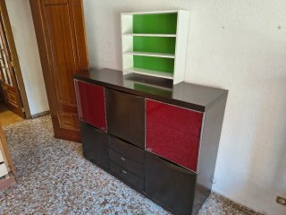 Cómoda y estantería a conjunto (2 muebles)