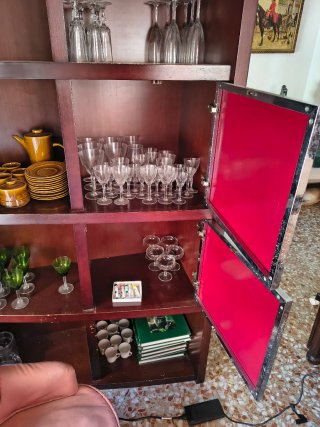 Cómoda y estantería a conjunto (2 muebles)