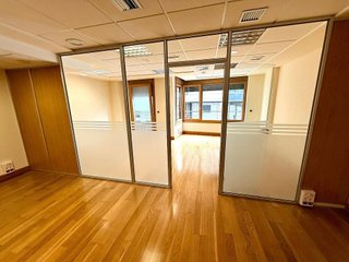 Oficina en alquiler en Areal – Zona Centro en Vigo