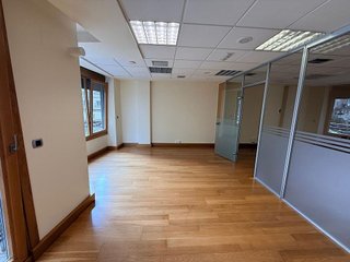 Oficina en alquiler en Areal – Zona Centro en Vigo