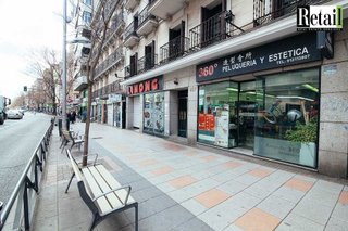 Local comercial en alquiler en Berruguete en Madrid