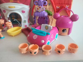 Lote de muñecas y casas Pin y Pon