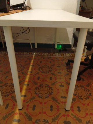 Escritorio Ikea blanco patas desmontables