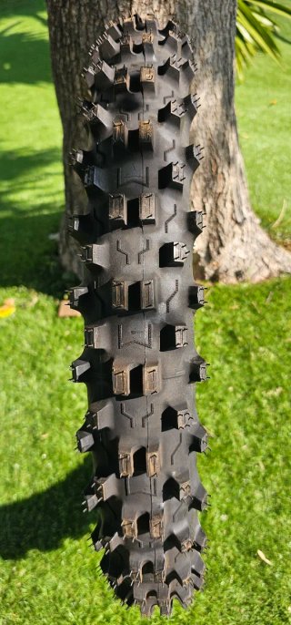 Michelin Enduro Medium Delantero 2