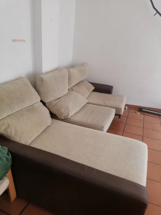 Sofá Chaislongue Beige y Marrón
