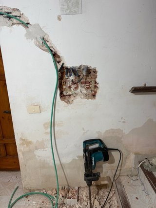 Electricista económico cuadros electricos averias