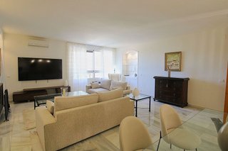 Chalet en alquiler en Cerrado Calderón - El Morlaco en Málaga