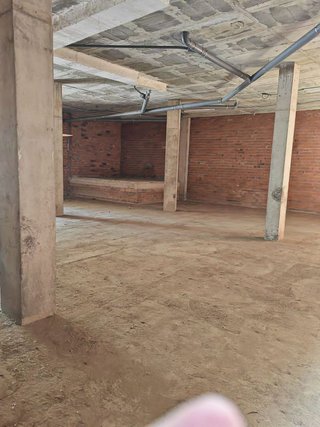Local comercial en alquiler en Eixample Nord – La Devesa en Girona